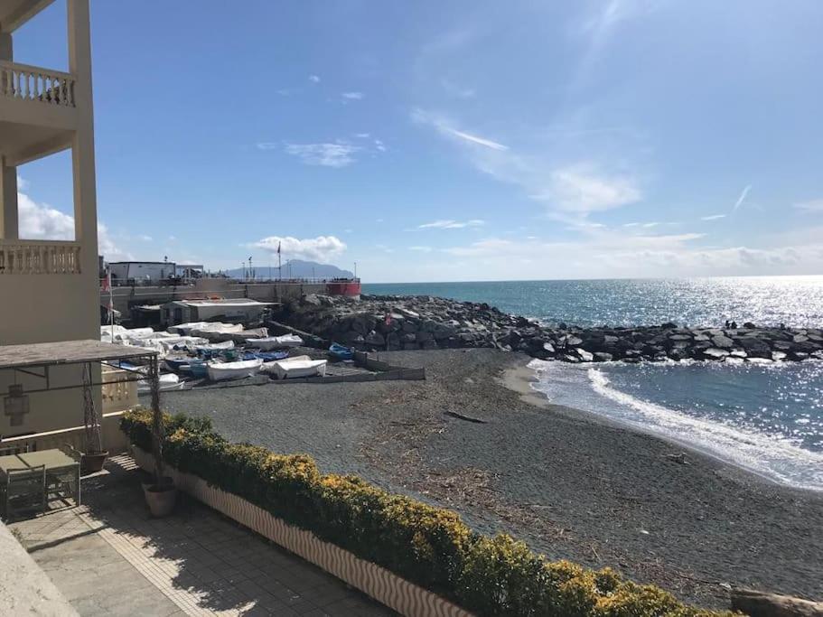 Pisi Home, 2 Min Dalla Spiaggia E Dall' Ospedale Gaslini Генуя Экстерьер фото
