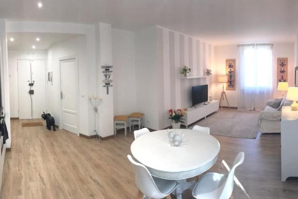 Pisi Home, 2 Min Dalla Spiaggia E Dall' Ospedale Gaslini Генуя Экстерьер фото