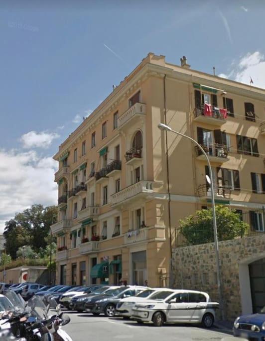 Pisi Home, 2 Min Dalla Spiaggia E Dall' Ospedale Gaslini Генуя Экстерьер фото